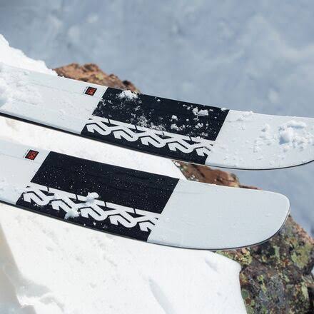 108Ti Skis U392558