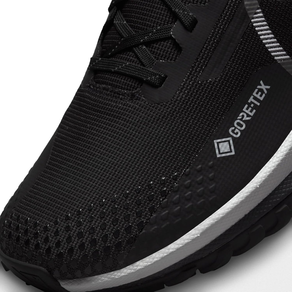 Black Wolf Grey Reflect Silver Trail Running Shoe L245