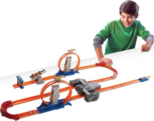 Hot Wheels Toy Car Track Set with Motorized Booster M2453