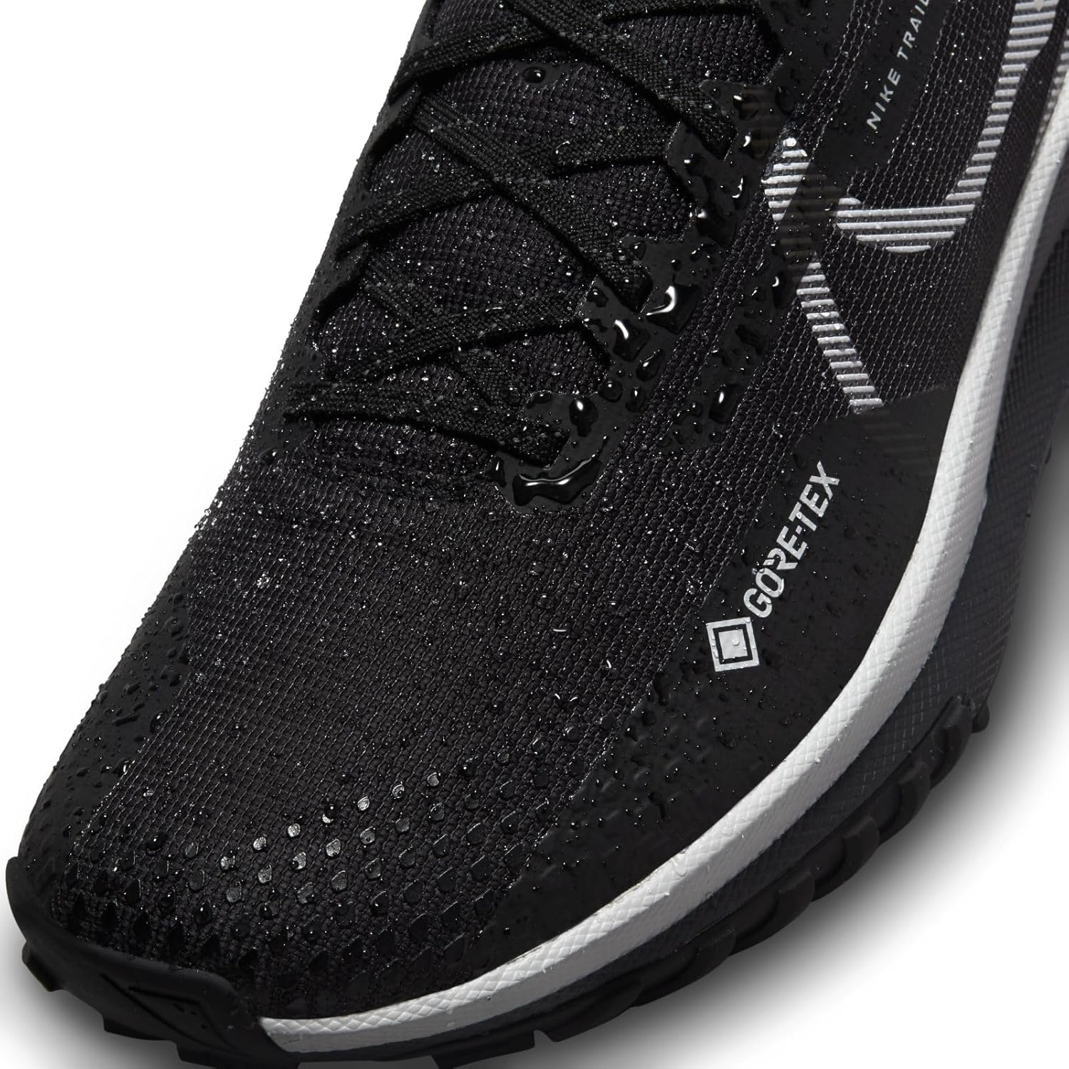 Black Wolf Grey Reflect Silver Trail Running Shoe L245