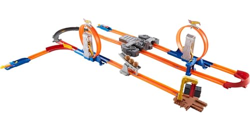 Hot Wheels Toy Car Track Set with Motorized Booster M2453