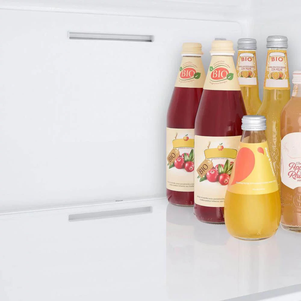 Black Stainless Steel Side-by-Side Refrigerator Q38049