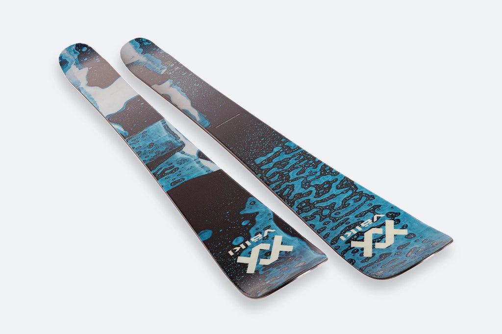 104 Skis J319