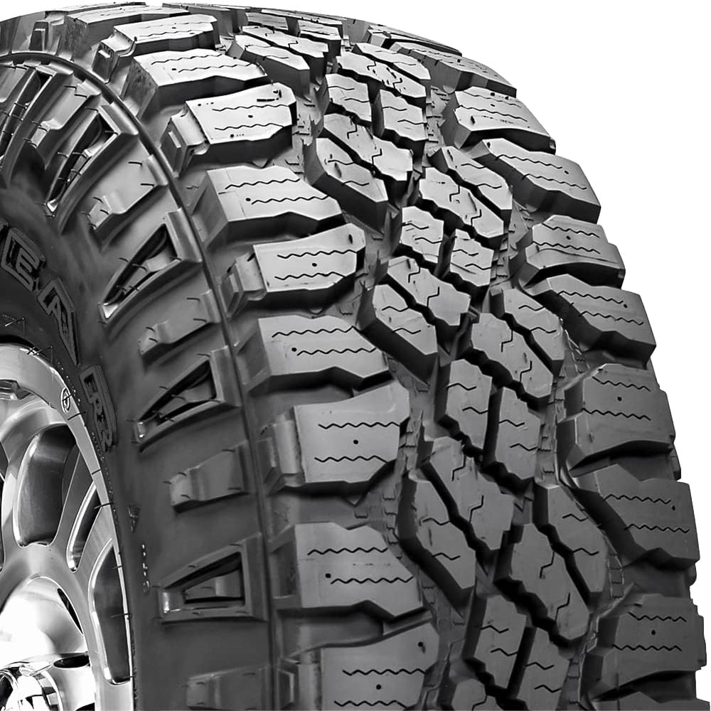 LT275/70R18 121/118R D Tire A8815