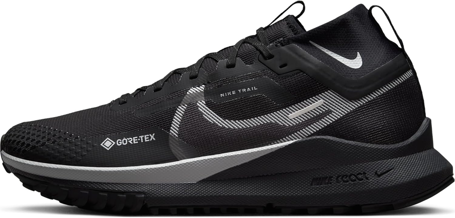 Black Wolf Grey Reflect Silver Trail Running Shoe L245