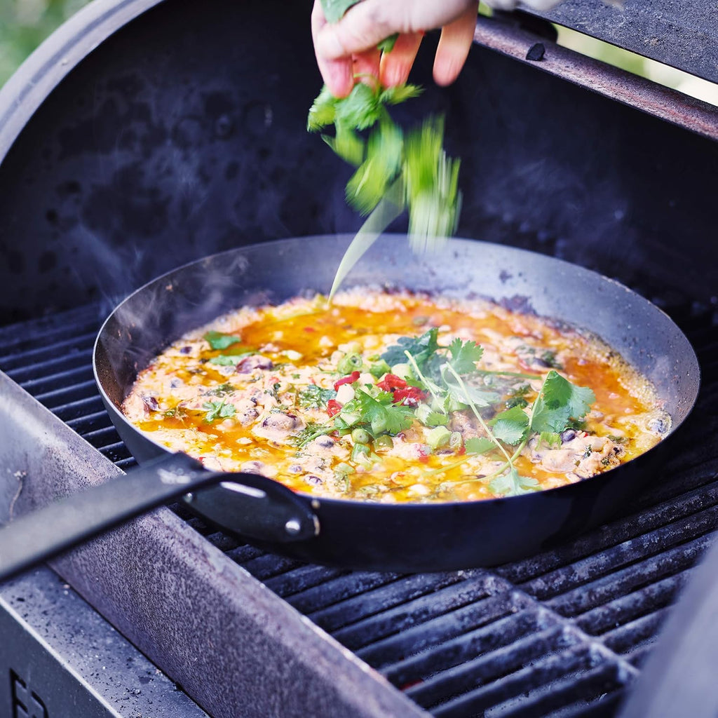 Black Steel Seasoned Carbon Steel Skillet, 12 P1729