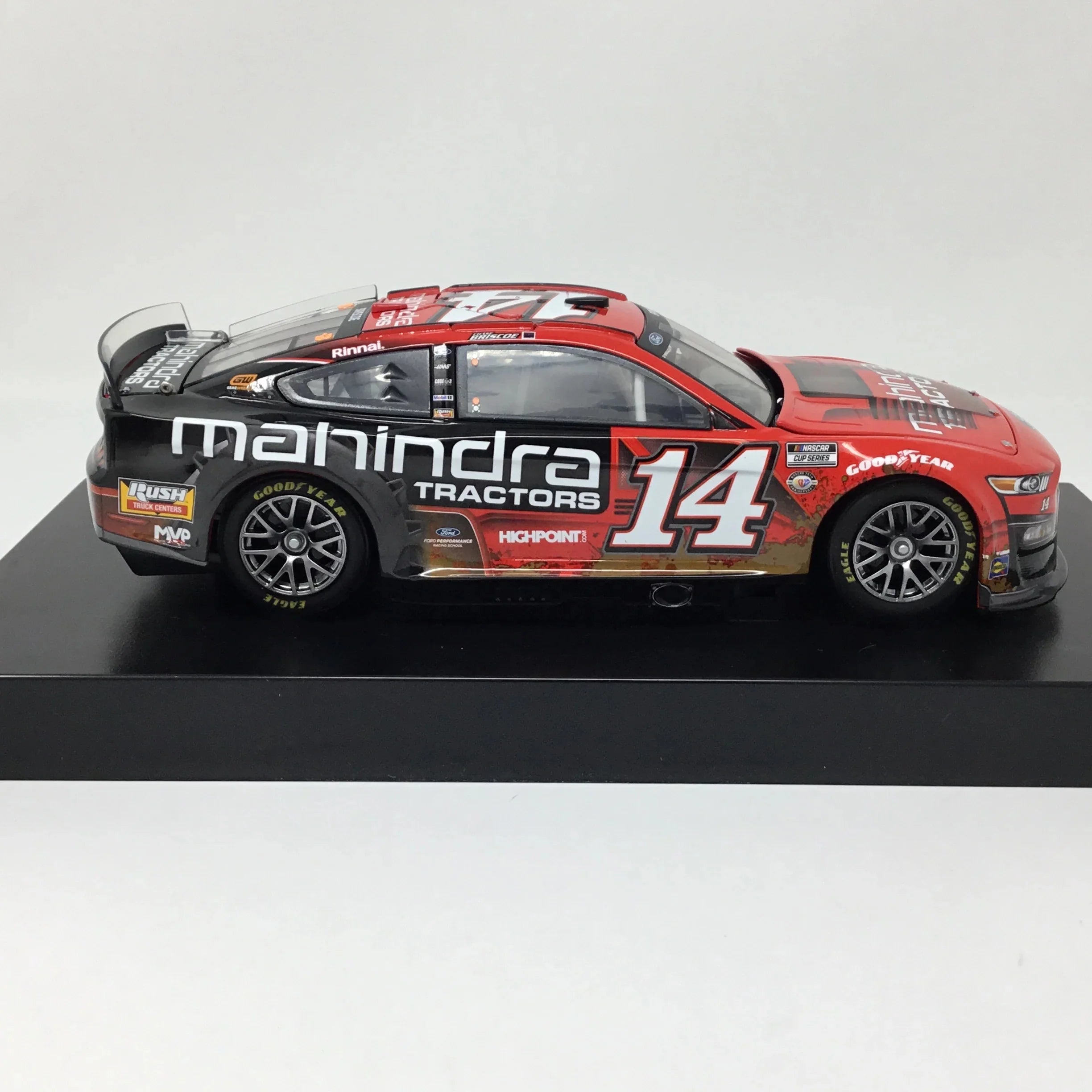 1:24 Elite Die-Cast Ford Mustang S767
