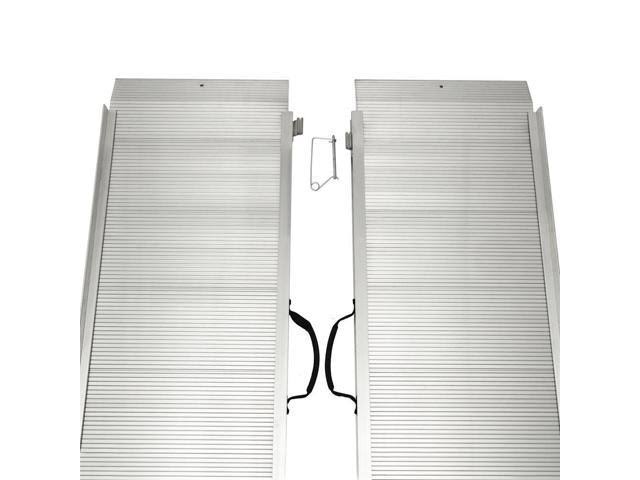 6 ft Portable Single-Fold Aluminum Wheelchair and Scooter Ramp B215109