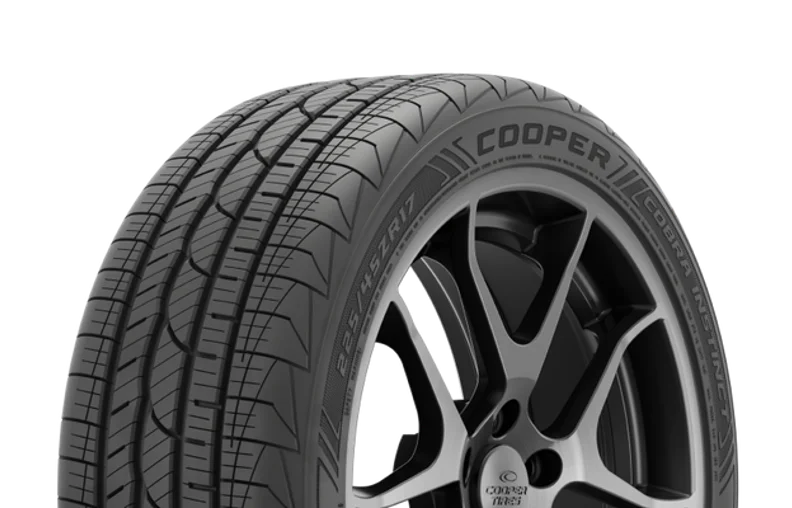 245/40ZR20 99Y Performance Tire H430328