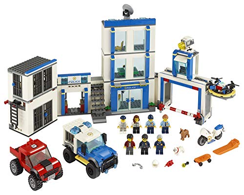 LEGO City Police Station 743 Pieces Building Set N2555