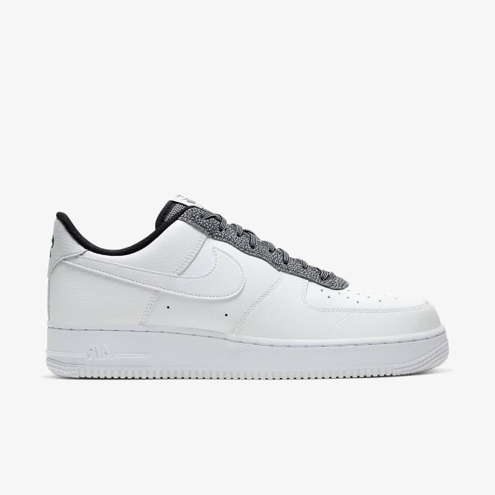 Mens Lifestyle Sneaker M33927